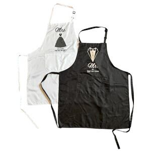 Set of Mr. and Mrs. Aprons Black White Newlywed Engagement Gift One Size